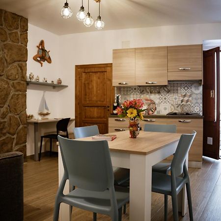 Cortilia Holiday House 切法卢 外观 照片
