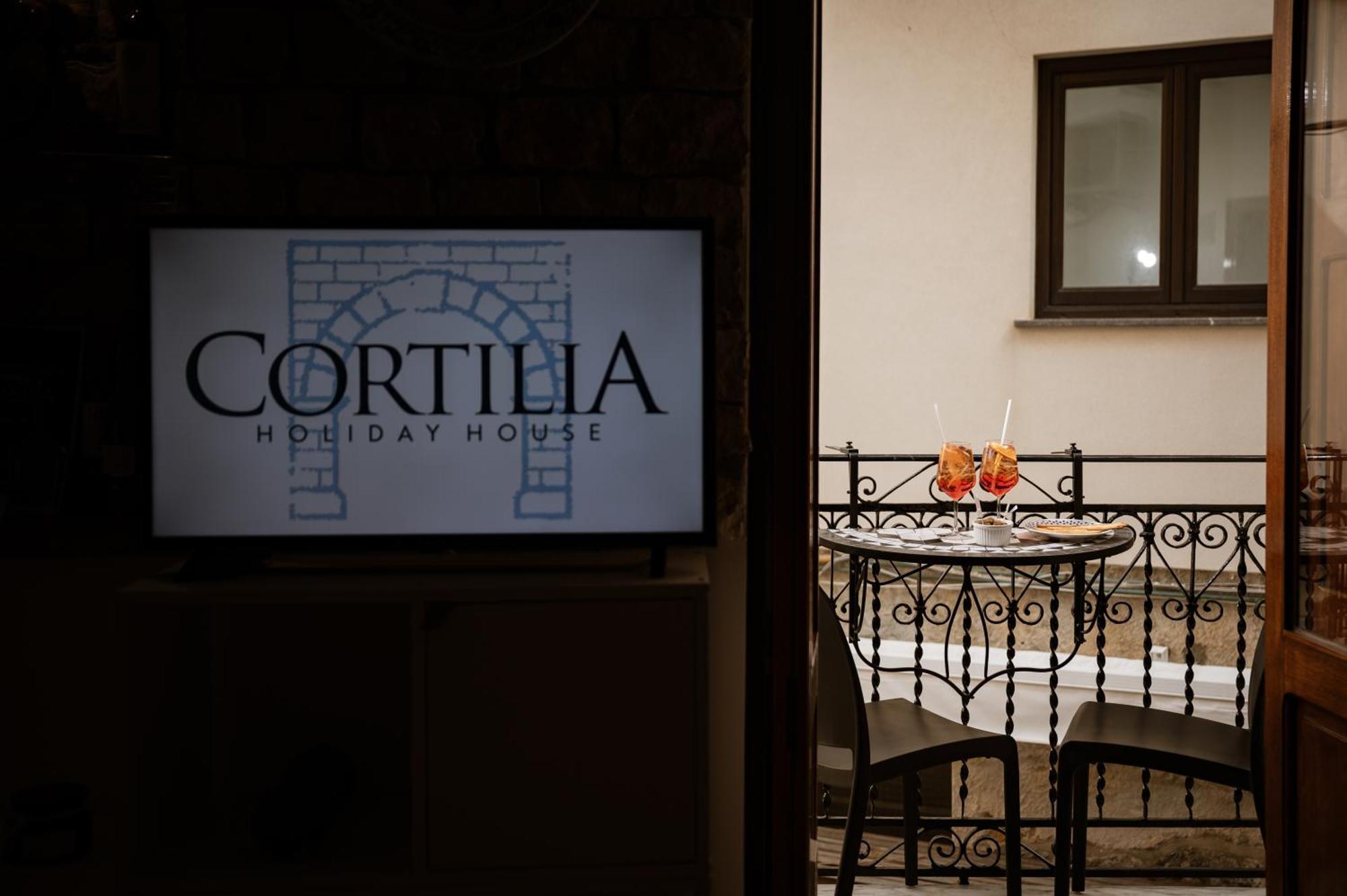 Cortilia Holiday House 切法卢 外观 照片